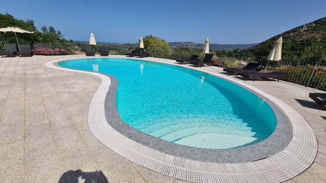 Case Vacanze Nioleo - Apartments And Pool Siniscola Bagian luar foto