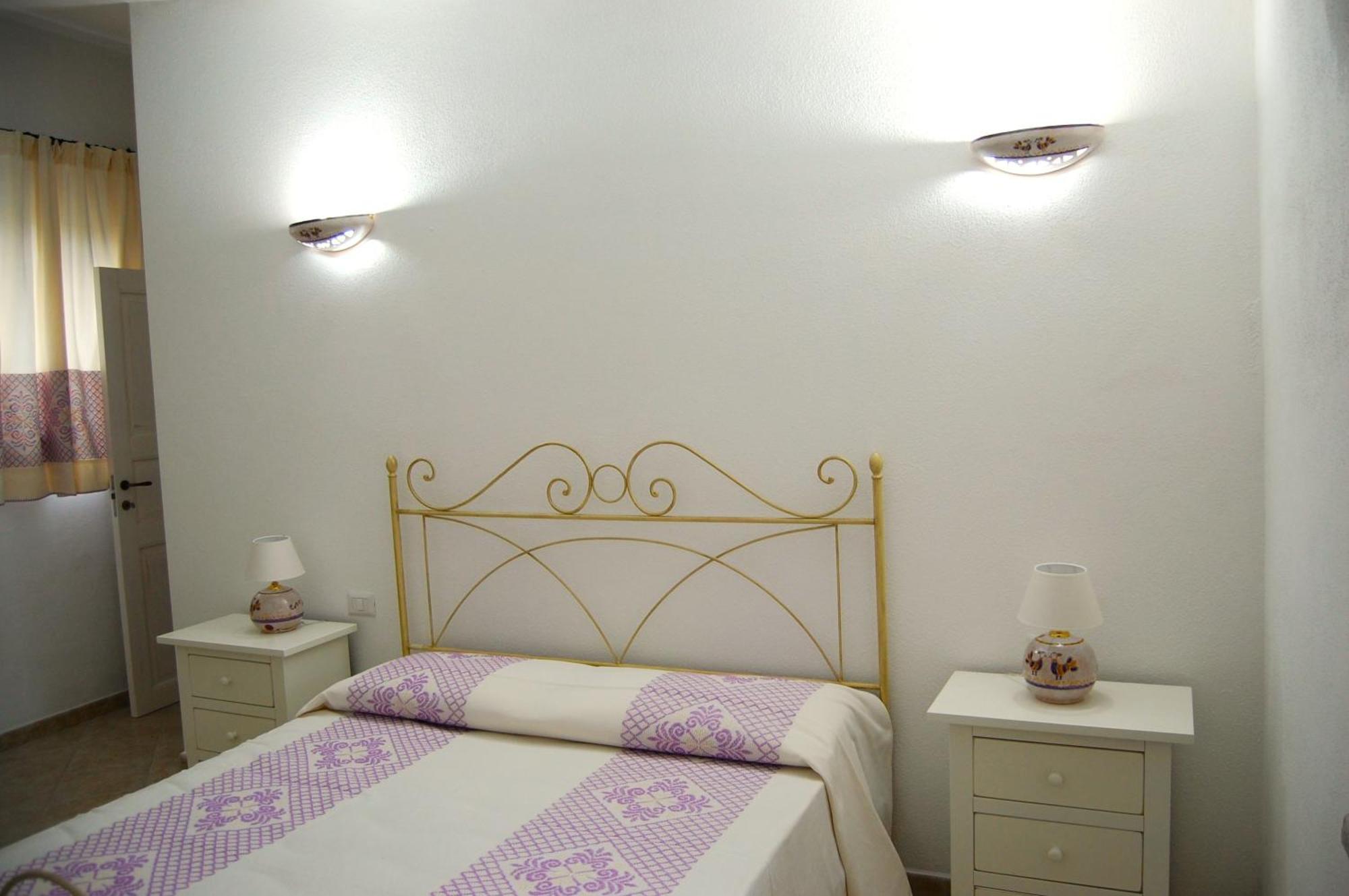 Case Vacanze Nioleo - Apartments And Pool Siniscola Bagian luar foto