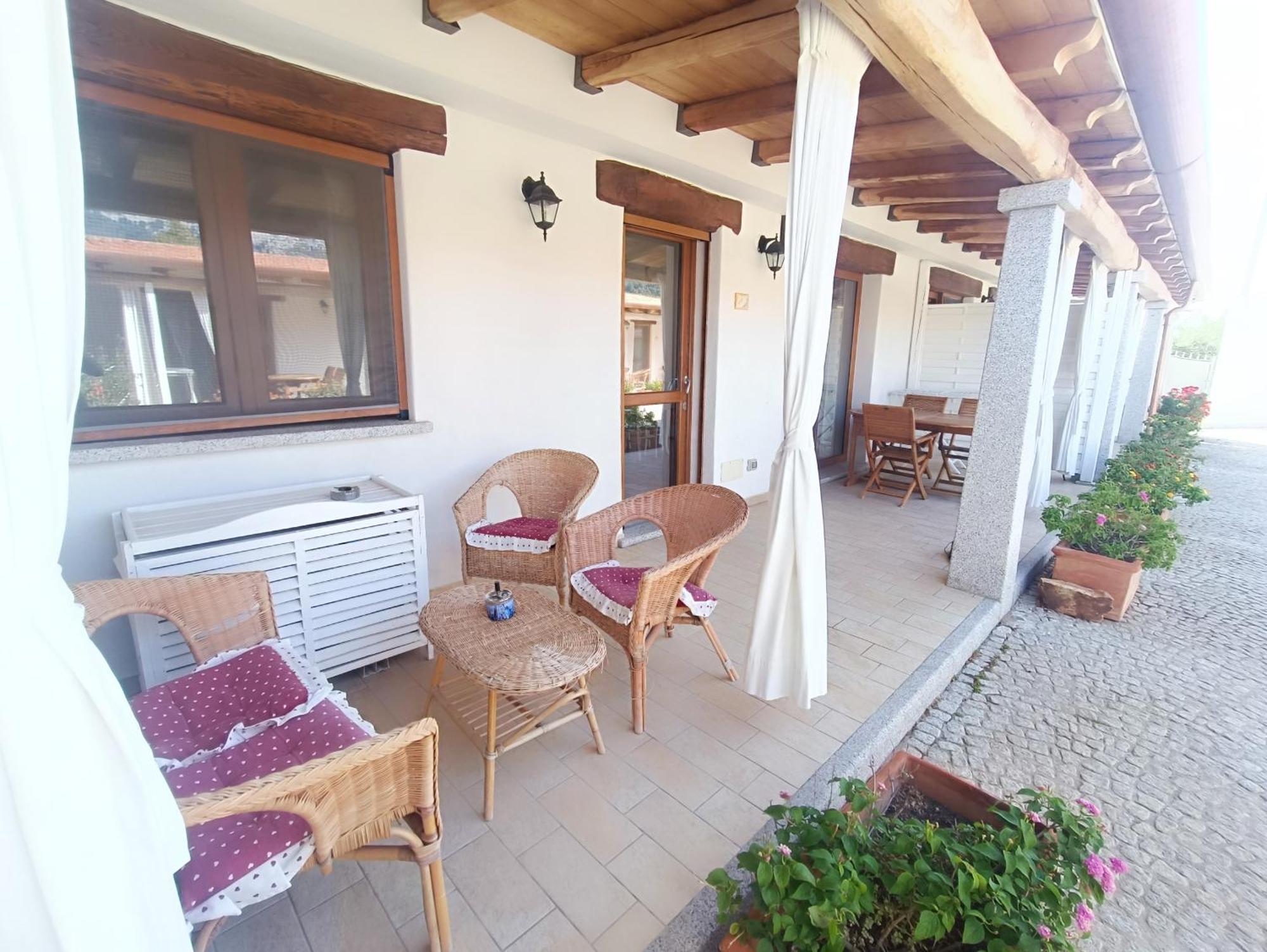 Case Vacanze Nioleo - Apartments And Pool Siniscola Bagian luar foto