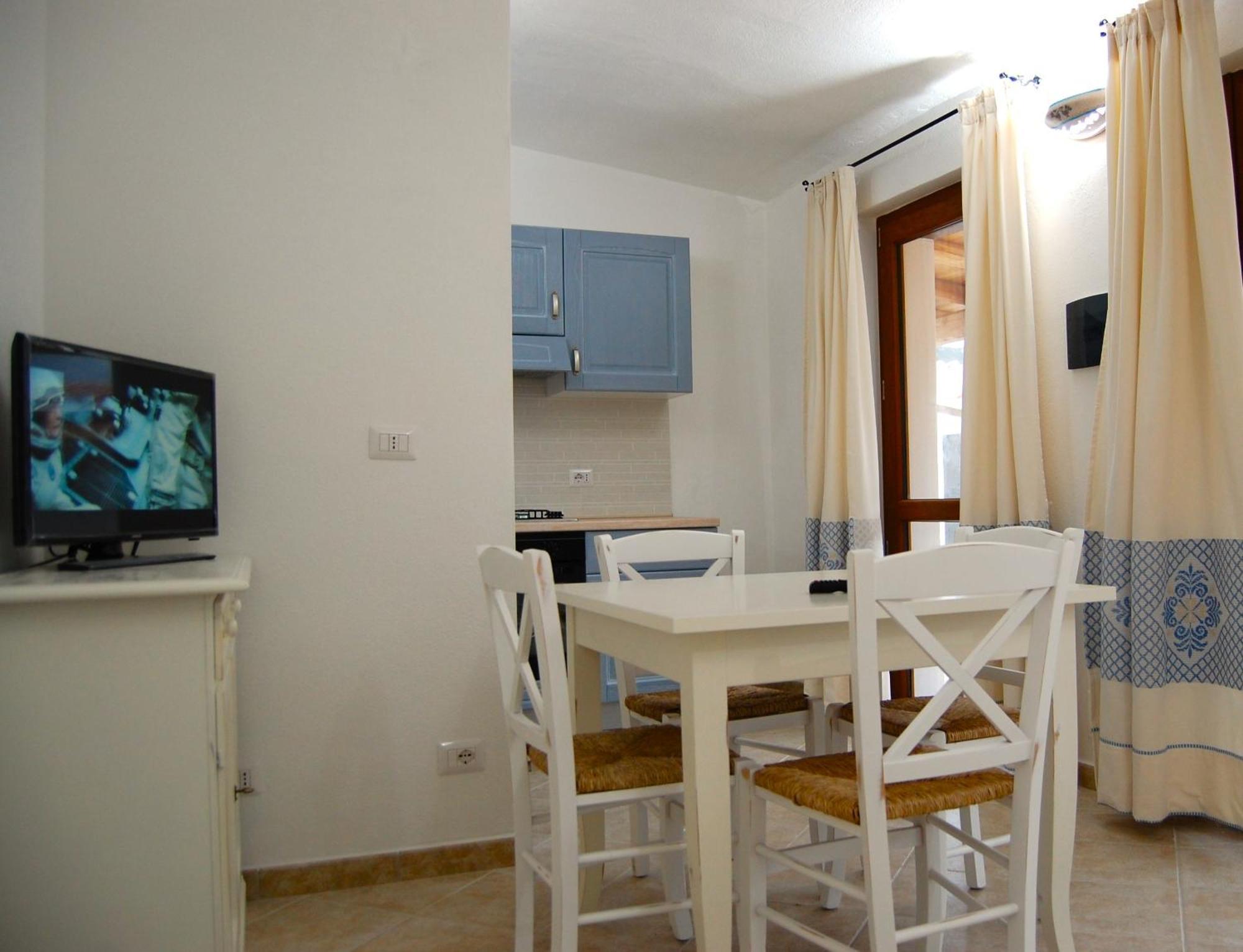 Case Vacanze Nioleo - Apartments And Pool Siniscola Bagian luar foto