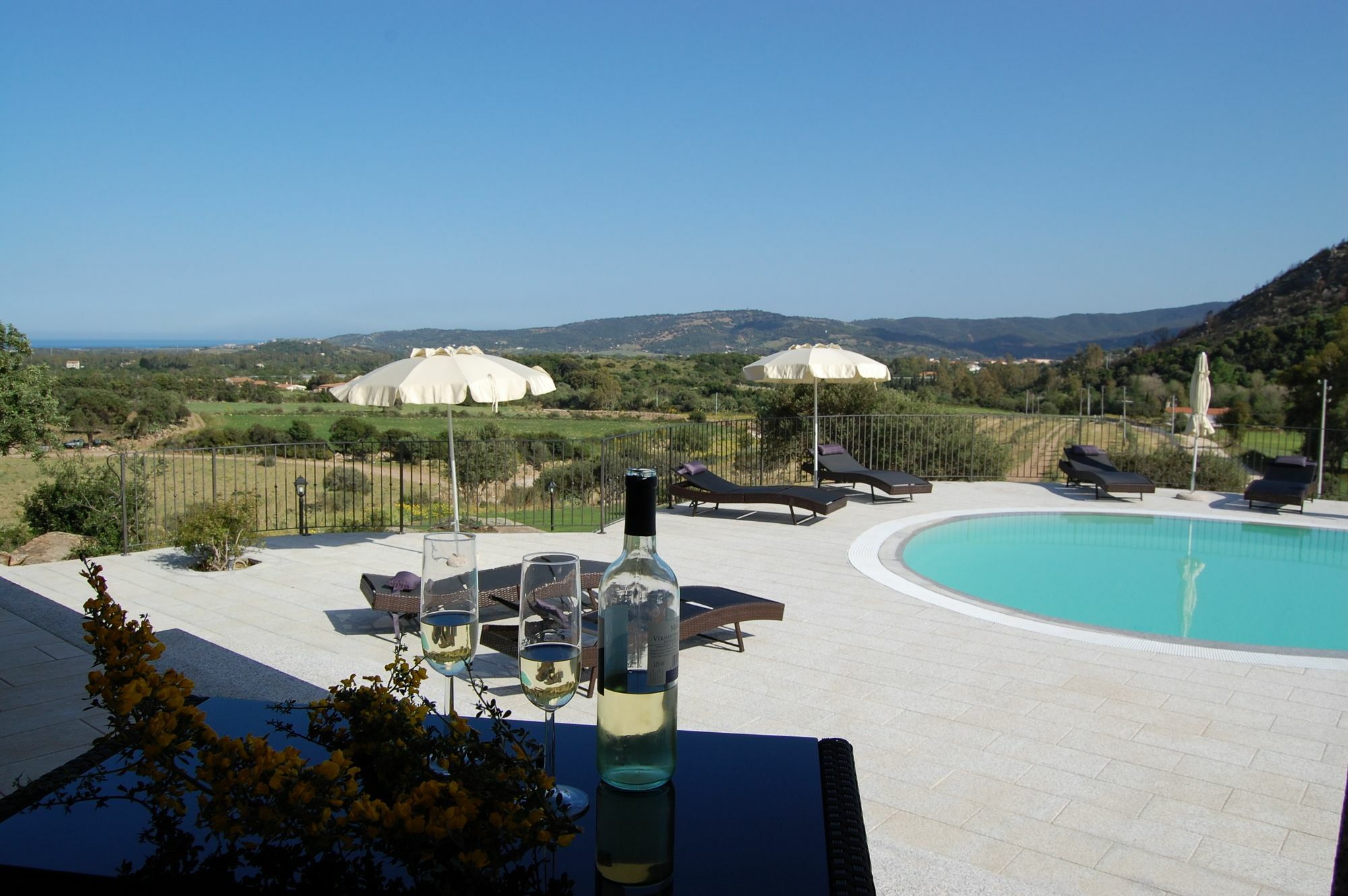 Case Vacanze Nioleo - Apartments And Pool Siniscola Bagian luar foto