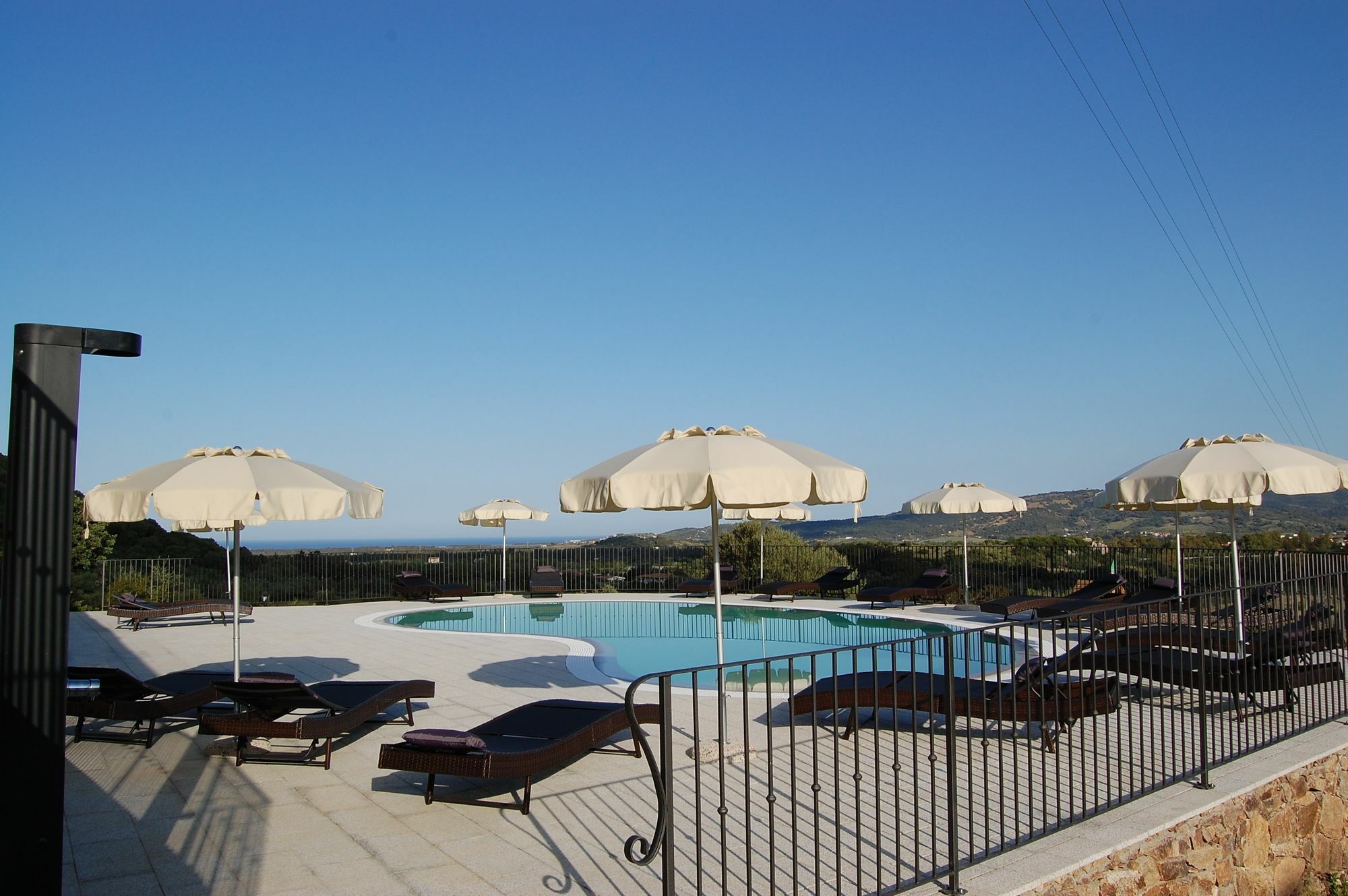 Case Vacanze Nioleo - Apartments And Pool Siniscola Bagian luar foto